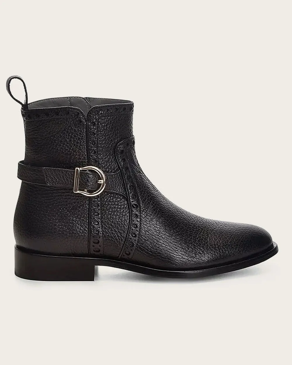 Ankle black bootie with buckle