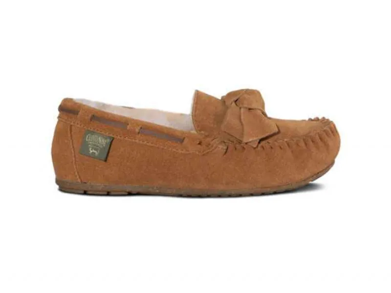 Cloud Nine Sheepskin Scarlet - Women's Moccasin