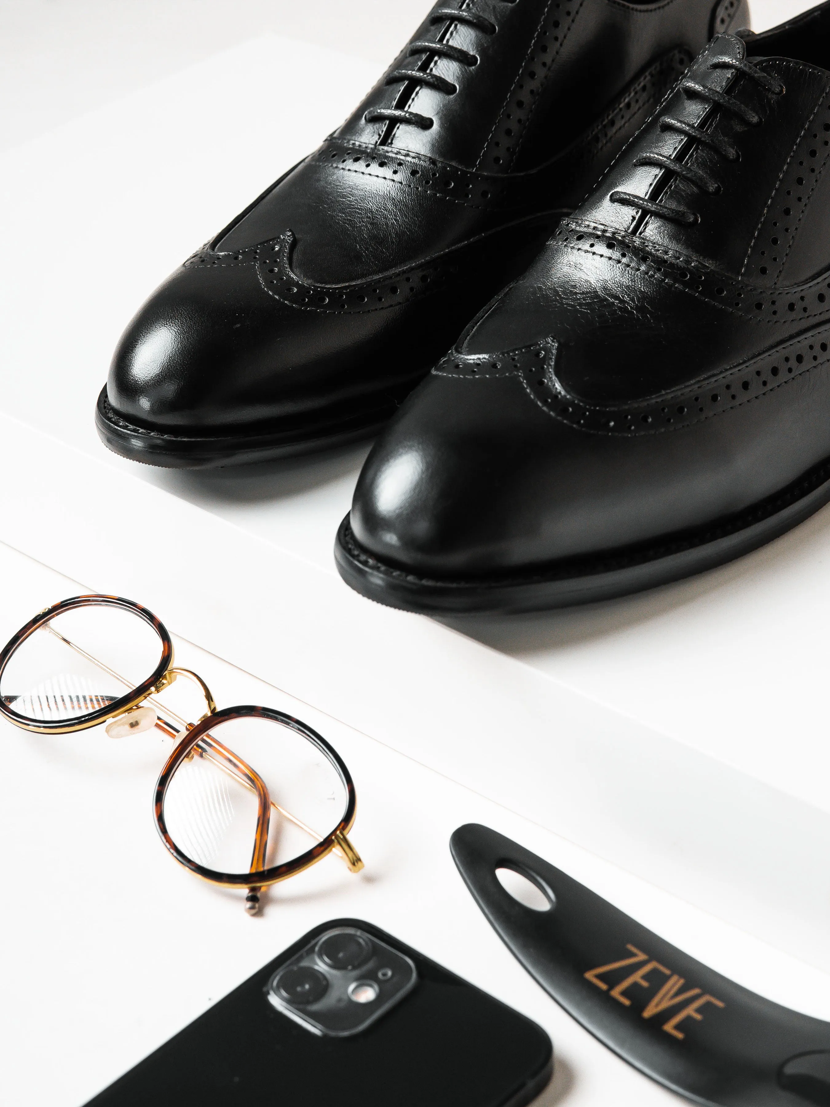 Oxford Brogue Wingtip - Black Lace Up