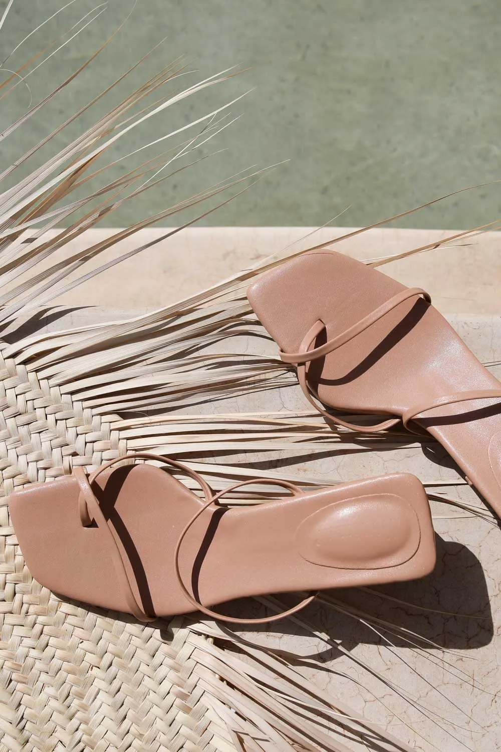 Sira Sandals